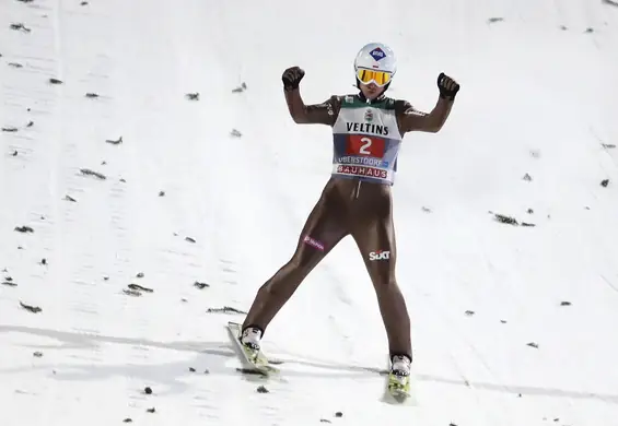 Kamil Stoch drugi w pierwszym konkursie Turnieju Czterech Skoczni!