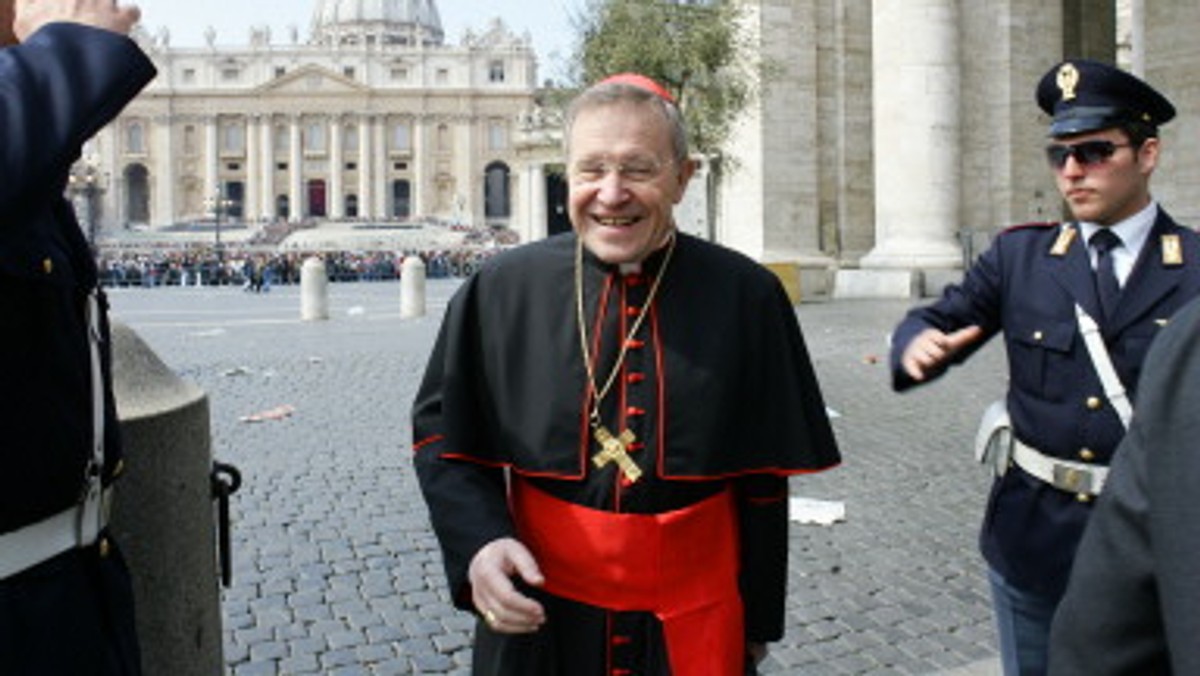 Kardynał Walter Kasper, przewodniczący Papieskiej Rady do spraw Popierania Jedności Chrześcijan obiecał, że archiwa Watykanu za cały okres II wojny światowej, kiedy Kościół został oskarżany o niewystarczającą pomoc Żydom, wkrótce zostaną otwarte dla badań naukowców. Deklaracja ta padła podczas obecności duchownego w Liverpool Hope University.