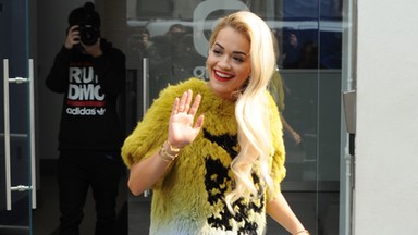 Rita Ora wygląda jak Muppet po wojnie