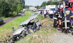 Auto zderzyło się z karetką. Jedna osoba nie żyje