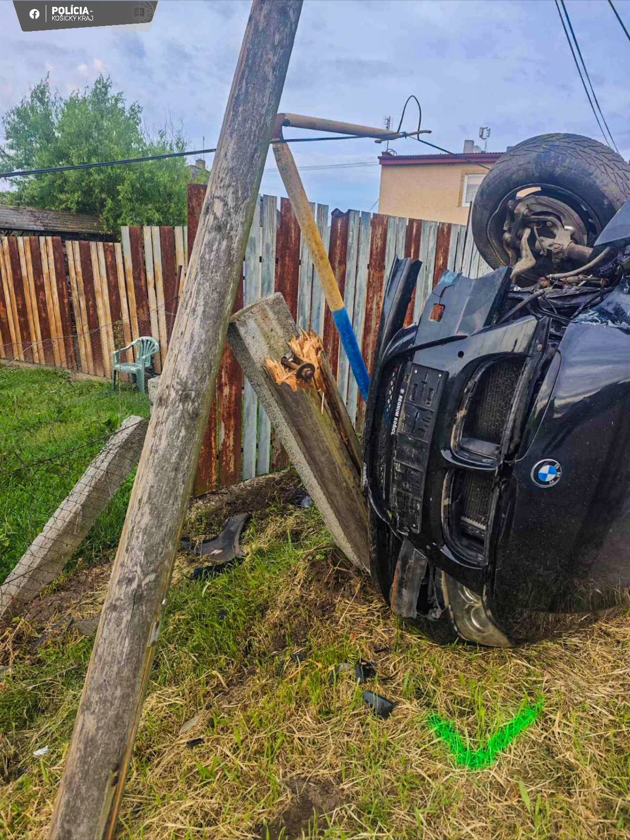 Opitý vodič zrámoval dva stĺpy.