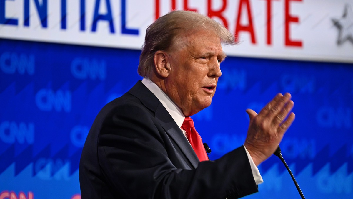 Feloldja Trump tiltását a Meta: korlátozások nélkül posztolhat a Facebookra és az Instagramra