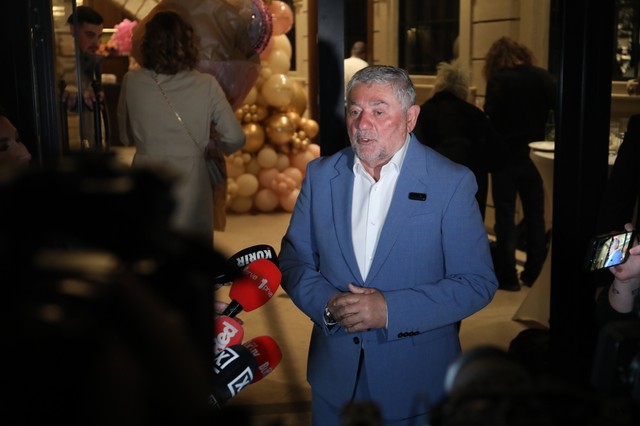 Aca Sofronijević slavlje rođenje deteta 