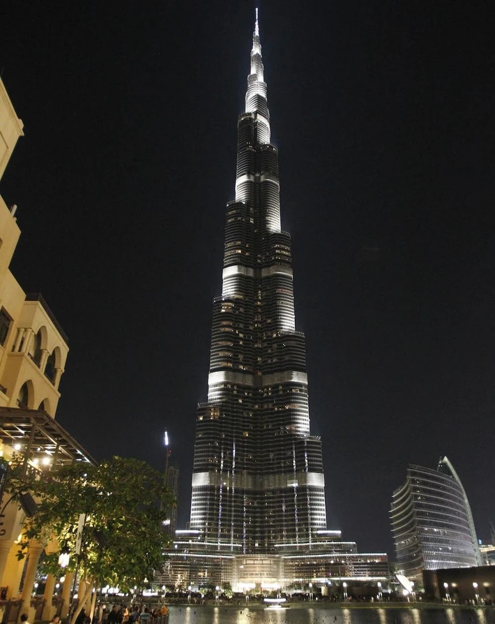 1. Burj Khalifa, Zjednoczone Emiraty Arabskie (Dubaj)