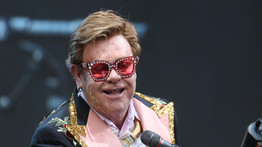 Elton John a járvány ellenére is brutális milliárdokat keresett