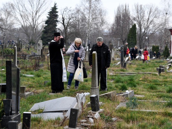 Običaji za Pobusani ponedeljak: Veruje se da ove tri stvari svaki vernik mora da uradi