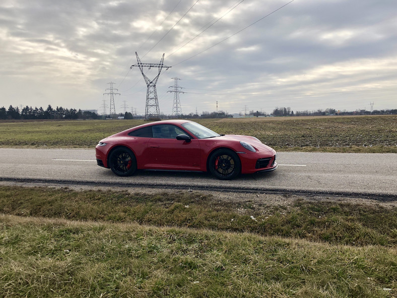 Porsche 911 Carrera GTS