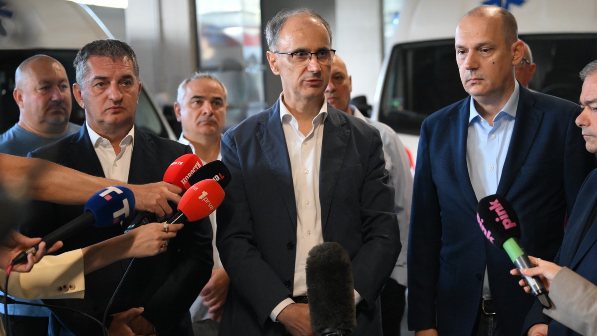 Macut i Lončar obilaze završne radove na Hitnoj pomoći