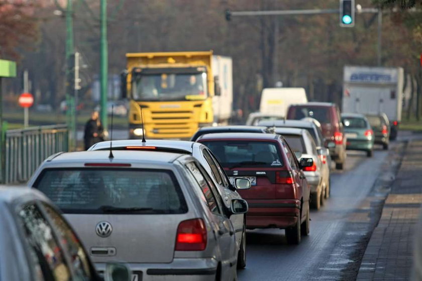 Chcą oszczędzać na drogach