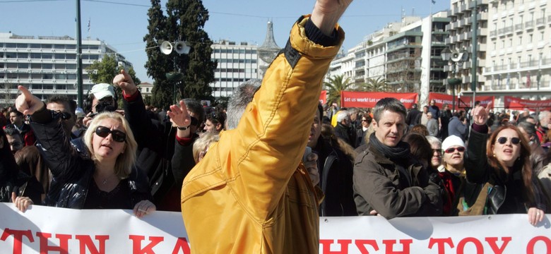 Tysiące demonstrantów sparaliżowało Ateny
