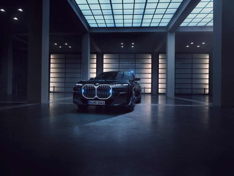 BMW serii 7 Protection. Jeżdżąca kapsuła bezpieczeństwa