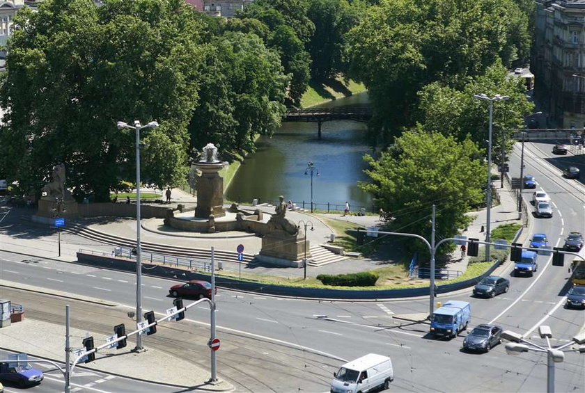 Pod fosą będzie parking