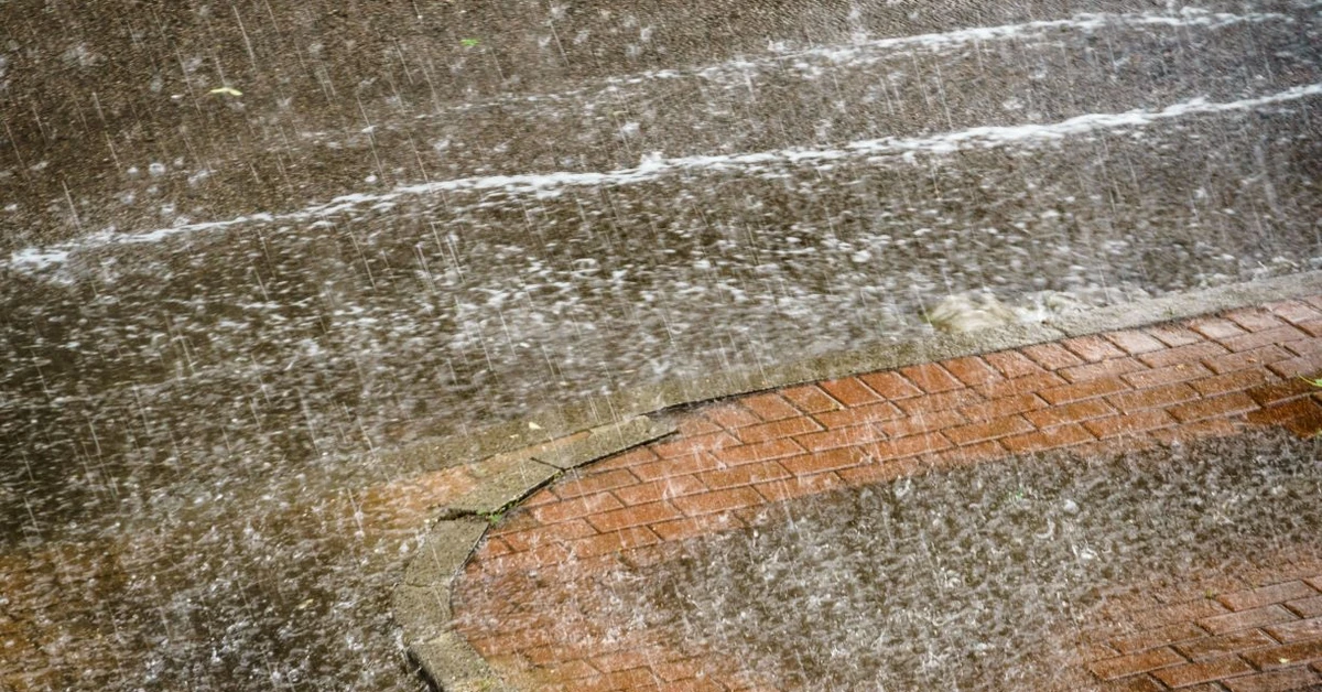 Pochmurno i deszczowo prawie w całym kraju. Prognoza pogody na sobotę, 13 września