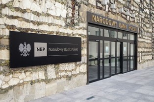 Glapiński o "finansowym zamachu stanu": Atak na NBP ma na celu wciągnięcie Polski do strefy euro