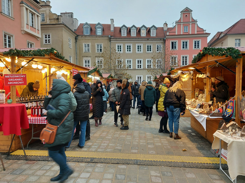 Jarmark na Placu Kolegiackim w Poznaniu