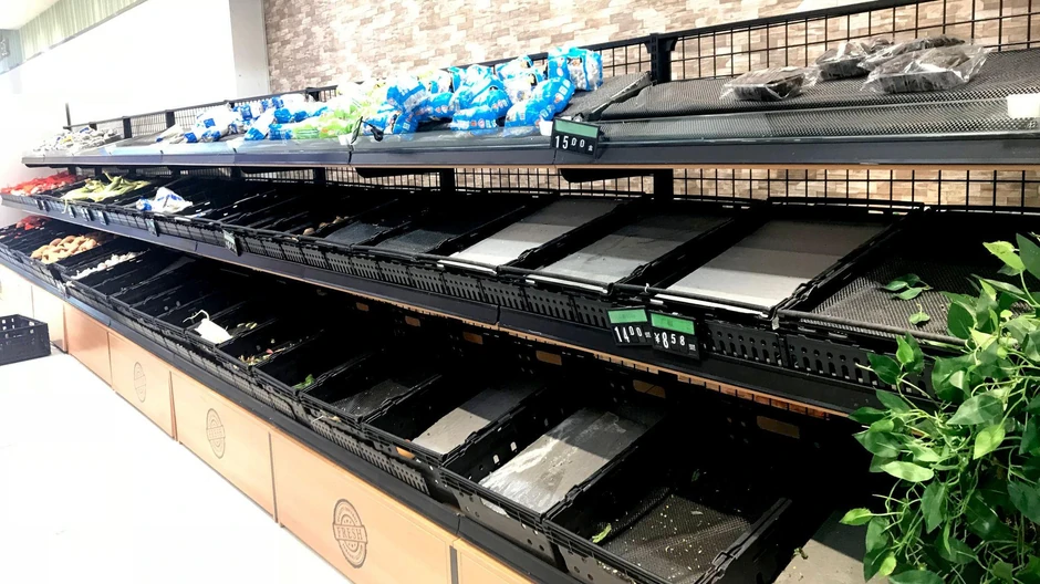 Ljudi su panično kupovali hranu tokom prvih dana karantina u Vuhanu | Foto: Guo Jing