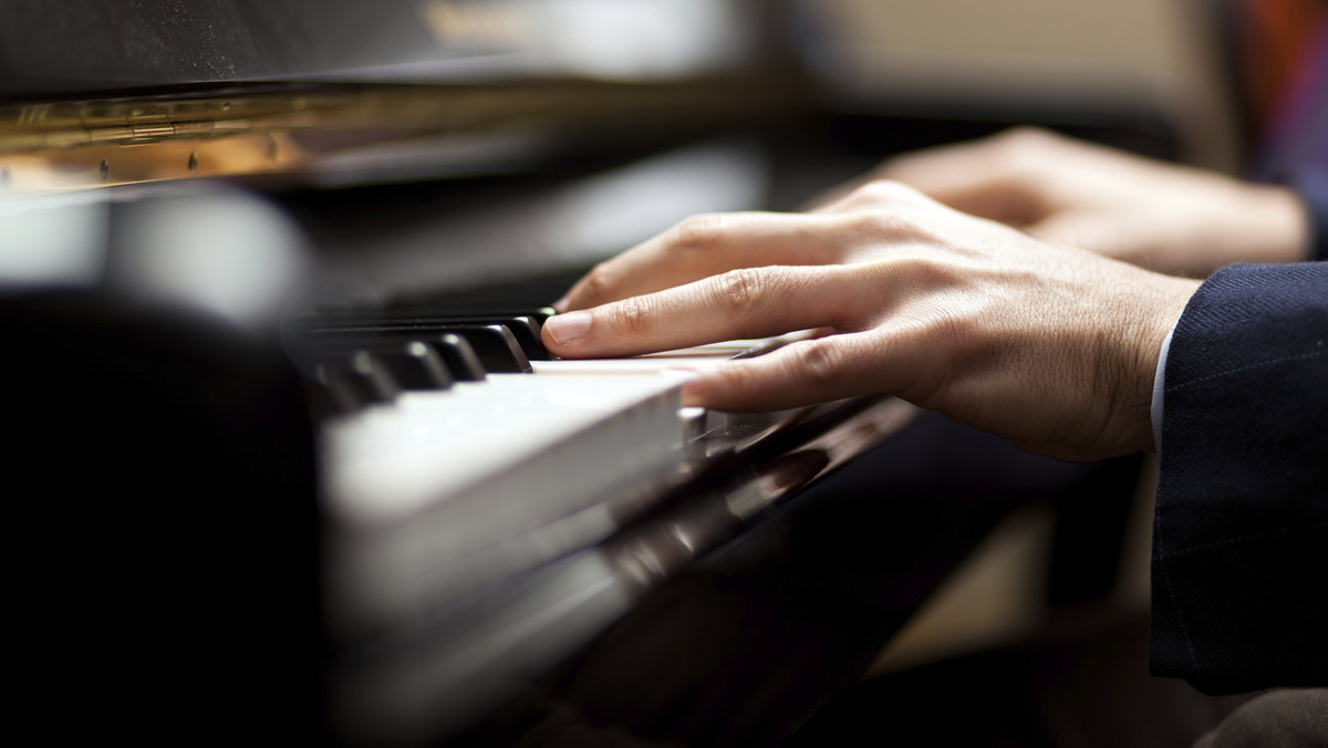 W sobotę i niedzielę w Filharmonii Śląskiej w Katowicach wystąpi siedmiu pianistów i 14 pianistek z Japonii. Młodzi muzycy zagrają fragmenty najsłynniejszych koncertów fortepianowych m.in. Fryderyka Chopina. Towarzyszyć im będzie orkiestra filharmonii.