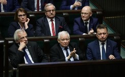 Na koncie Caritas pierwsze darowizny od członków rządu. 'Przekazanie premii nie było uzgadniane'