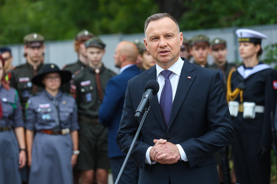 Andrzej Duda upamiętnił ofiary niemieckiego obozu przejściowego na Zieleniaku na warszawskiej Ochocie (01.08.2023).