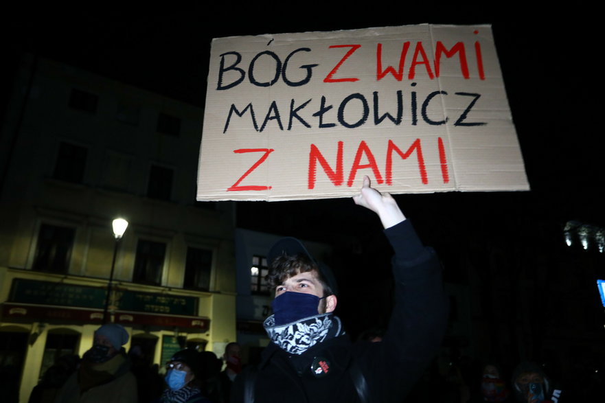 Demonstracja "Nigdy nie będziesz szła sama" (Kraków, 2020)