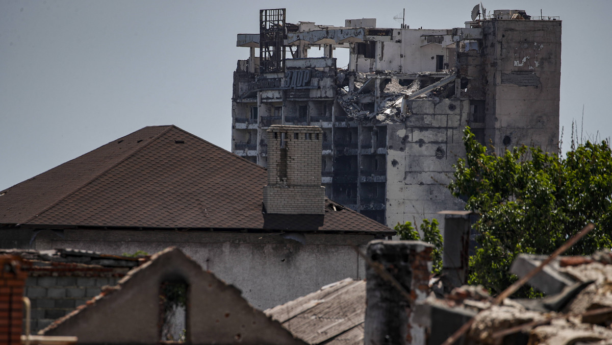 Przerażające warunki życia w okupowanym Mariupolu [WIDEO]