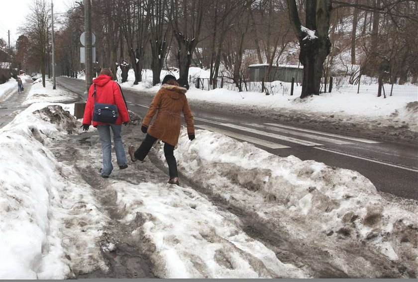 Gdańsk, śnieg, błoto, sprzątanie, potop, powódź