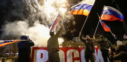Prorosyjscy separatyści świętują uznanie przez Putina niepodległości dwóch samozwańczych republik Ukrainy [ZDJĘCIA]
