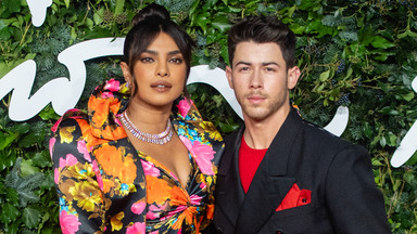 Nick Jonas i Priyanka Chopra zostali rodzicami! Ukrywali ciążę do końca