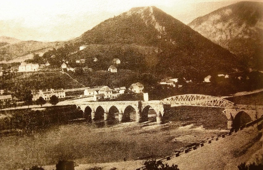 Višegradski most posle oštećenja u Drugom svetskom ratu