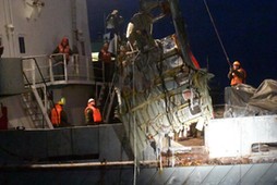 Tupolev Tu-154 wreckage recovered from Black Sea