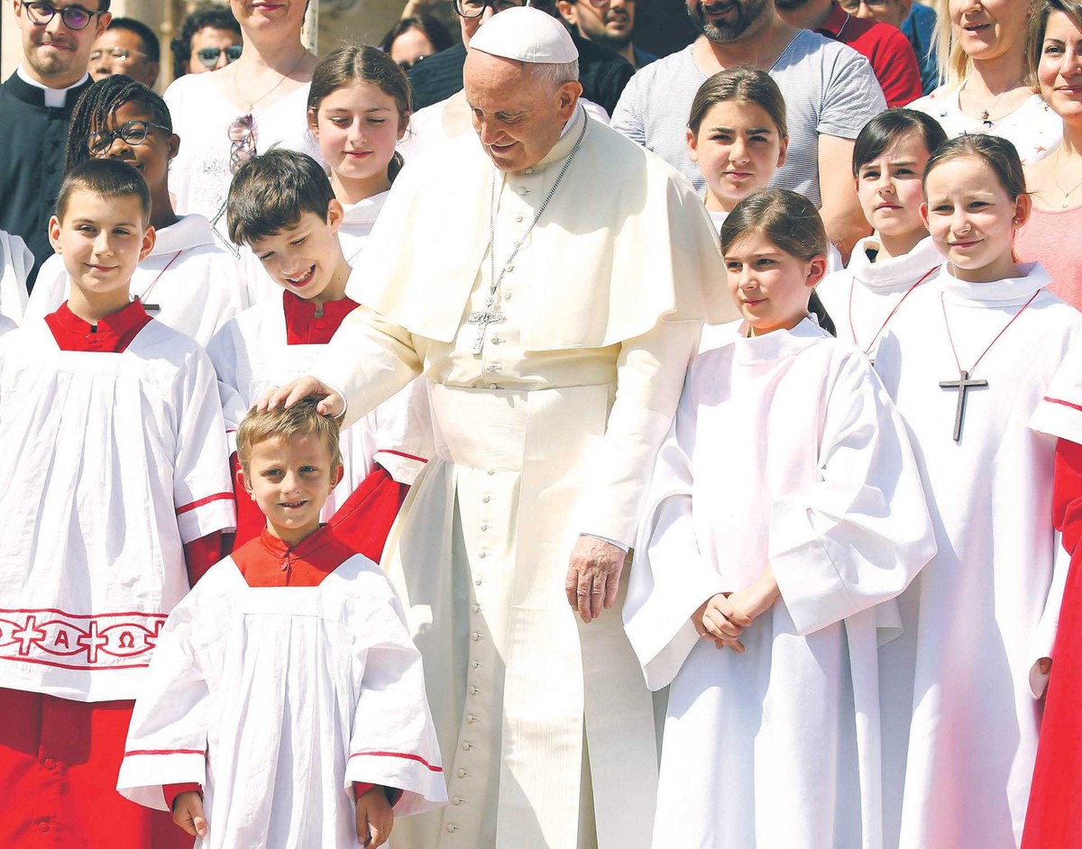 Papież Franciszek podczas audiencji generalnej w Watykanie. 25 kwietnia 2018 r.