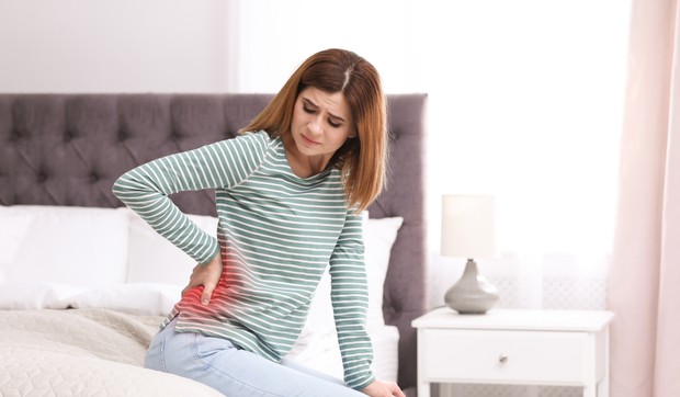 Bol u donjem desnom delu leđa 