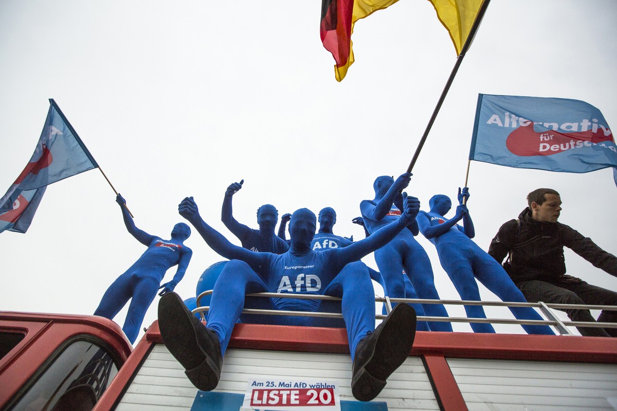 "Odhaczają zadania z Kremla". Dziesiątki podejrzanych interpelacji polityków AfD