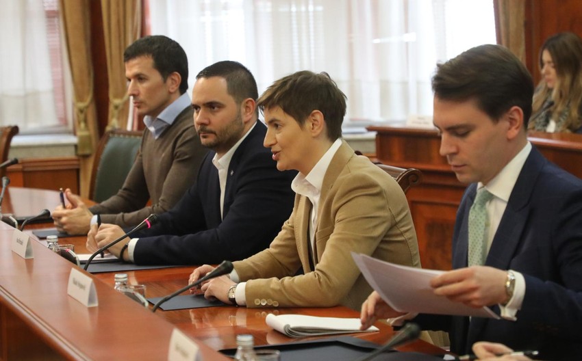 Ana Brnabić i Karolina Zijad