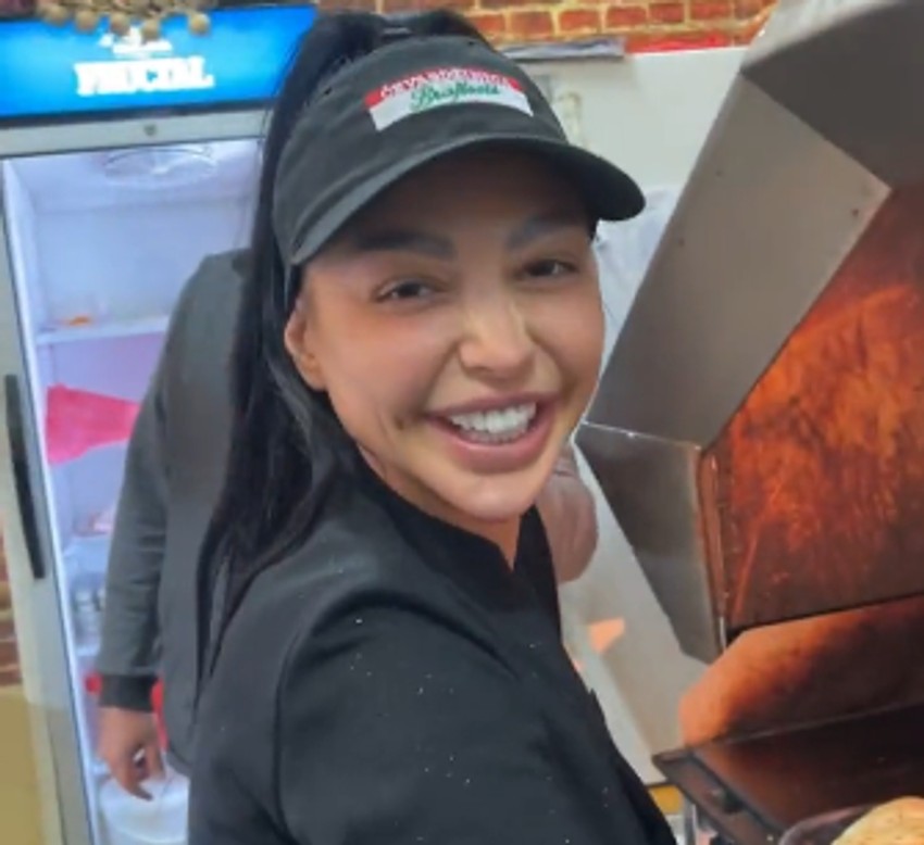 Maja Marinković pravi ćevape u Sarajevu