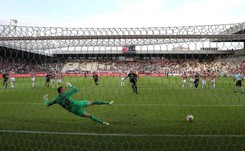 Ekstraklasa piłkarska: Cracovia - ŁKS 1:2