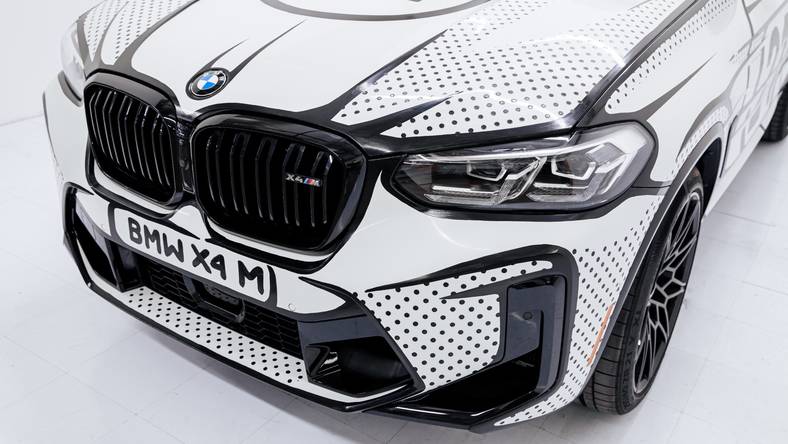 BMW X4 M Competition art car