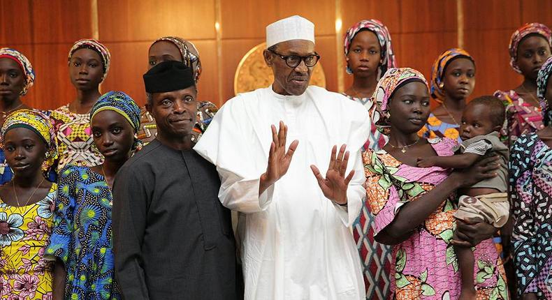 Vice President, Prof Yemi Osinbajo, President-Muhammadu Buhari with some Chibok girls.