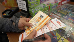 Valaki megnyerte a világ második legnagyobb lottónyereményét: felfoghatatlan az összeg 