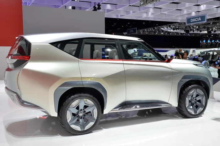 Mitsubishi Concept GC – PHEV