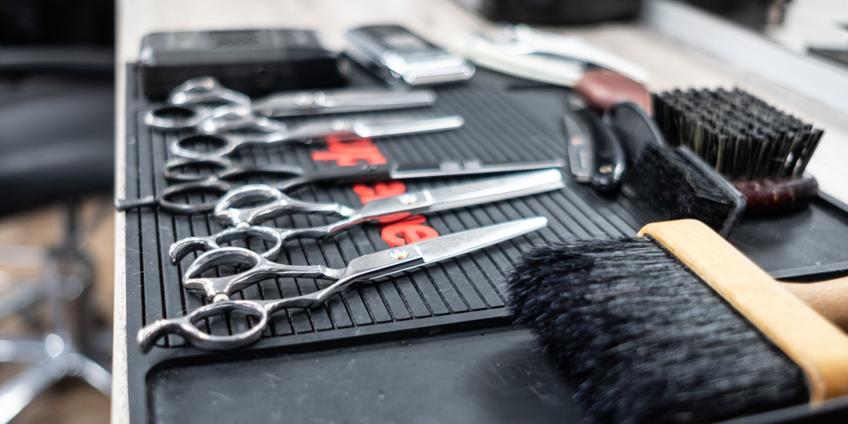 Polska pod względem cen usług fryzjerskich dla mężczyzn, uplasowała się w połowie światowego zestawienia. 