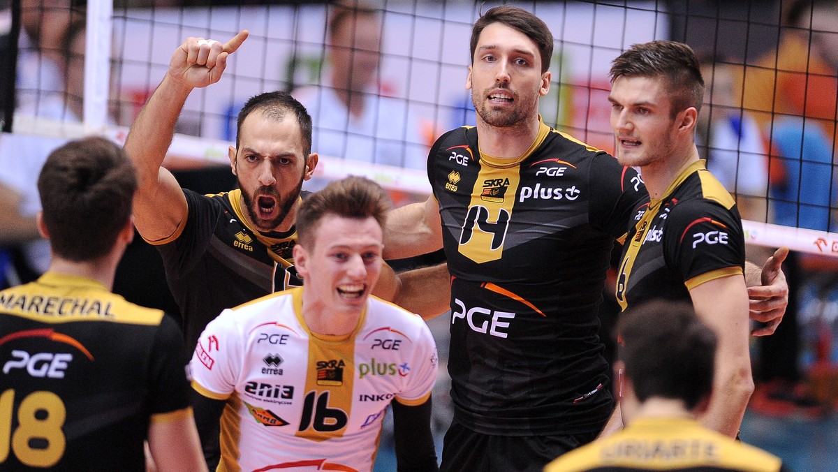 - W finale Pucharu Polski spotkały się dwa najlepsze zespoły. PGE Skra Bełchatów i ZAKSA Kędzierzyn-Koźle zasłużenie znalazły się w tej fazie - uważa nestor polskiej siatkówki Władysław Pałaszewski. Wygrali bełchatowianie - 2:3 (12:25, 25:23, 22:25, 28:26, 19:17) - którzy odzyskali trofeum.