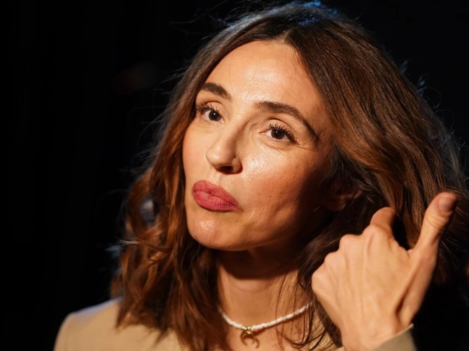 Jovana Balašević ukrala sve poglede sinoć u Novom Sadu - detalj na glavi je sve oduševio! 