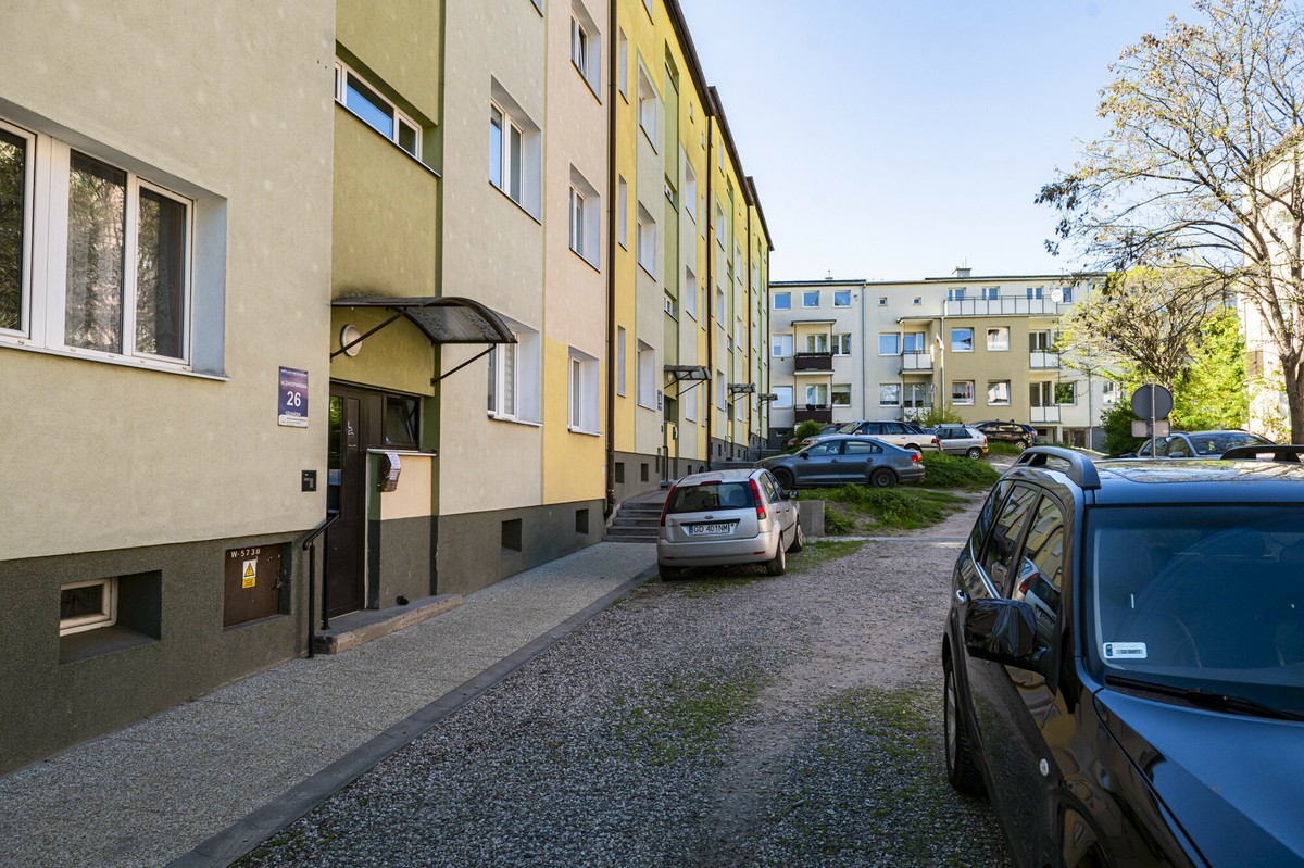Nowe informacje Onetu w sprawie mieszkania Karola Nawrockiego. "Sprzedali sami sobie"