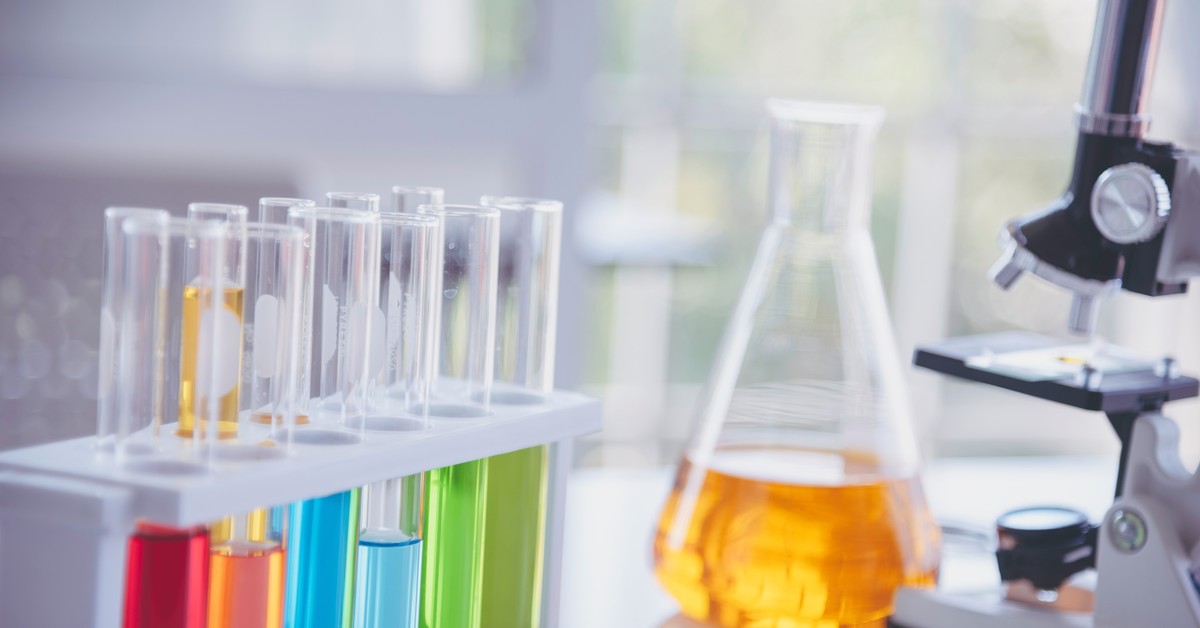 Powszechnie stosowane konserwanty żywności mogą zwiększać ryzyko nowotworów i cukrzycy. Są wyniki nowych badań