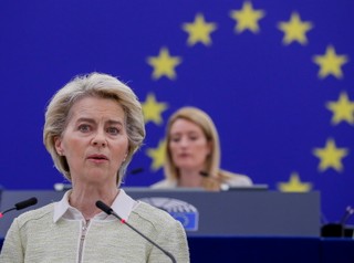 Ursula von der Leyen przedstawiła szczegóły embargo na rosyjską ropy