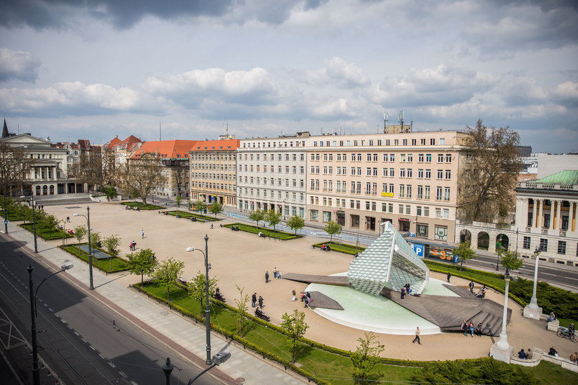 Mobilny punkt gastronomiczny powstanie na pl. Wolności