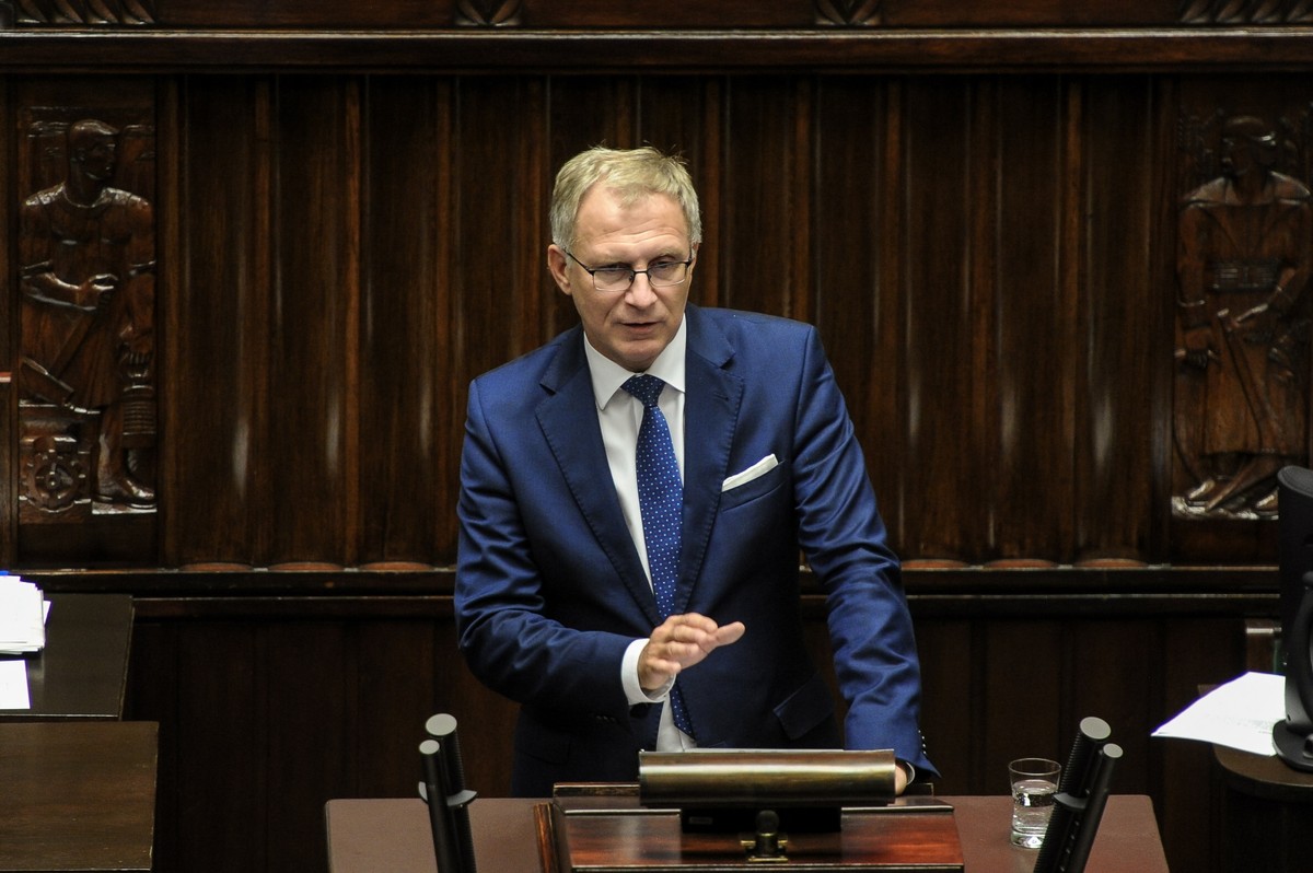 Poseł PiS mówił, że według statystyk resortu zdrowia corocznie w Polsce wykonuje się ok. tysiąca aborcji