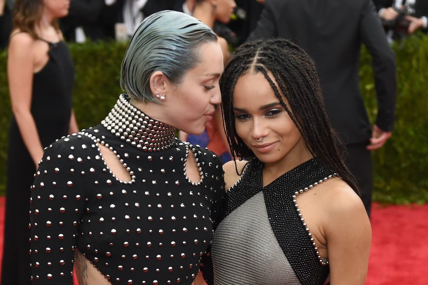 Miley Cyrus i Zoe Kravitz