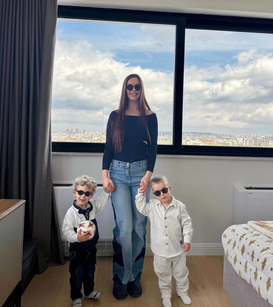 Bogdana sa Isaijom i Krstanom